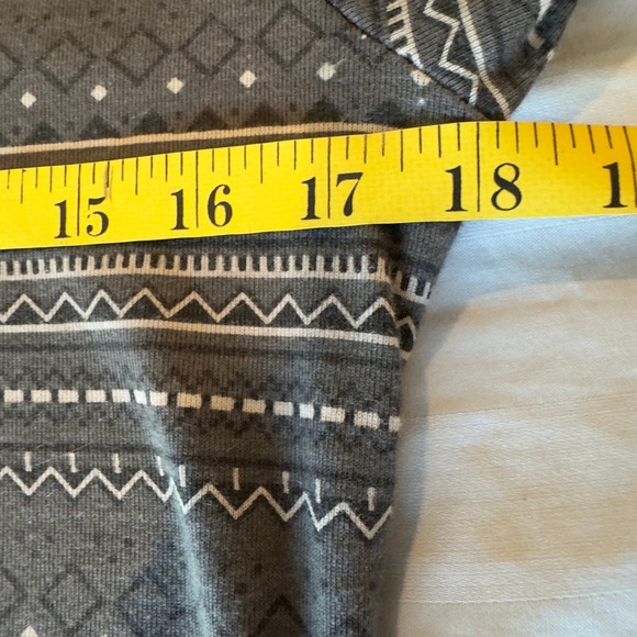 Columbia Turtleneck Top Womens M Fair Isle Gray Black White Cotton Blend Outdoor - Picture 5 of 6